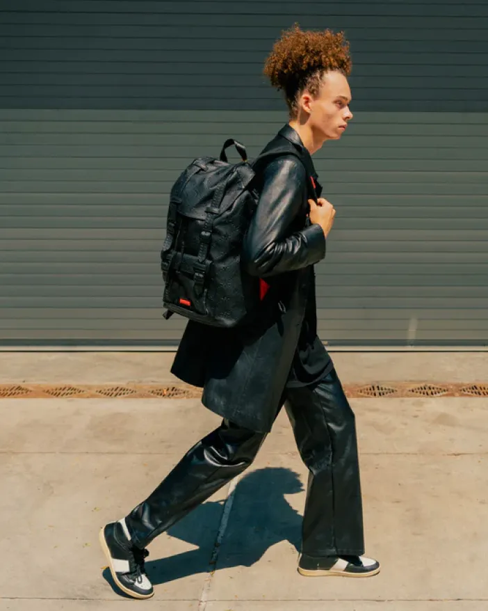24/7 HILLS>SPRAYGROUND Outlet