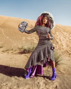 A.I.8 AFRICAN INTELLIGENCE - ORIGIN STORY SHARK HANDBAG><noscript><img width=