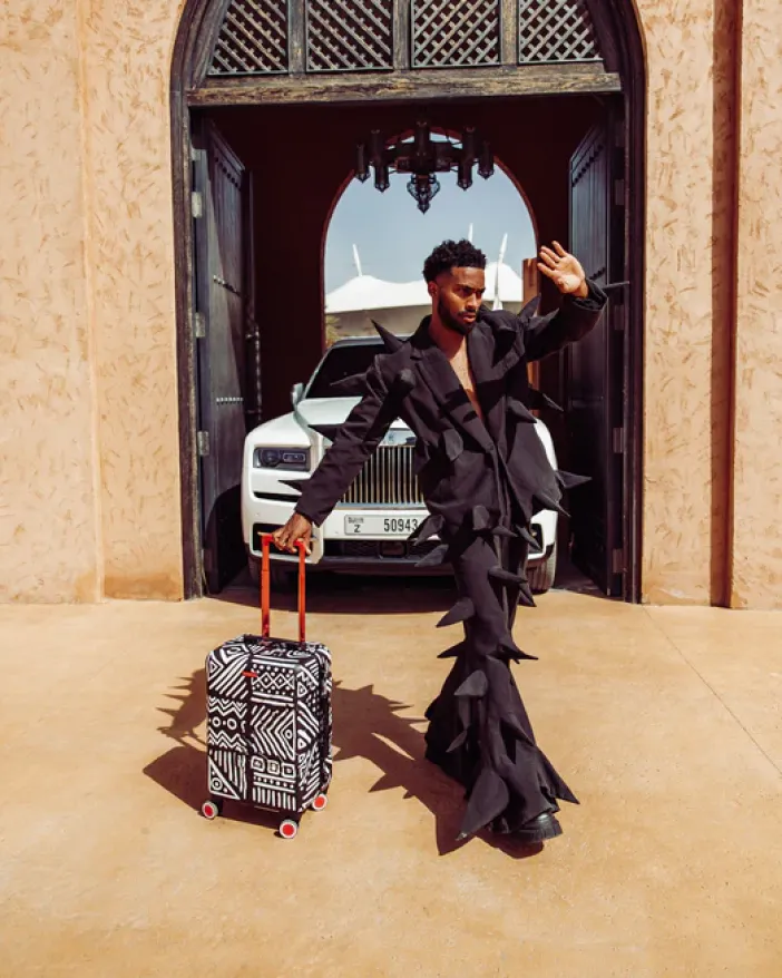 A.I.8 AFRICAN INTELLIGENCE - ORIGIN STORY SHARKNAUTICS HARDSHELL CARRY-ON LUGGAGE>SPRAYGROUND New