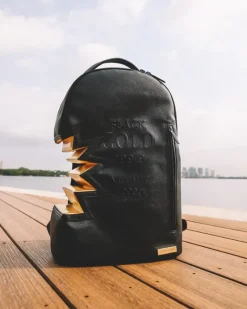 A.i.3 SHARK BITE BLACK GOLD BACKPACK (DLXV)><noscript><img width=