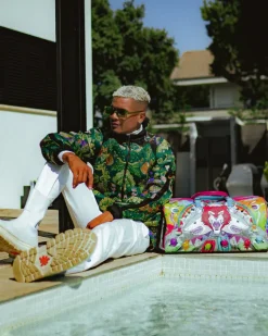 CHAOTIC UNIVERSE DUFFLE>SPRAYGROUND