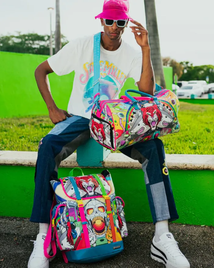 CHAOTIC UNIVERSE DUFFLE>SPRAYGROUND