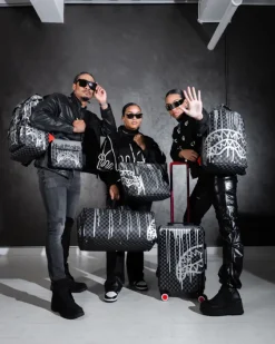 CHATEAU GHOST SHARKNAUTICS HARDSHELL CARRY-ON LUGGAGE><noscript><img width=