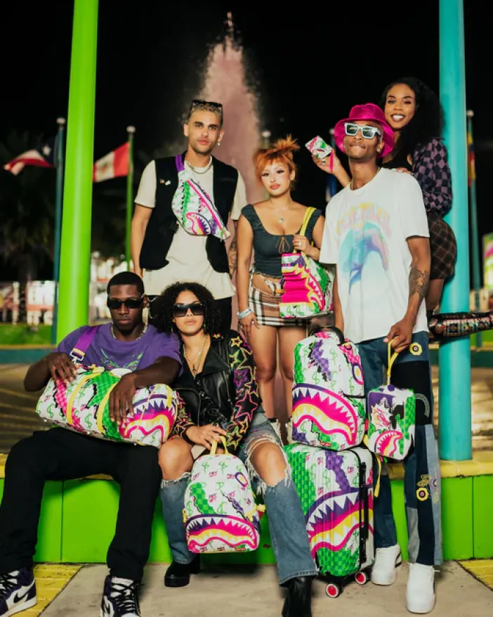 DREAMY TECHNICOLOR TOILETRY BAG>SPRAYGROUND Hot