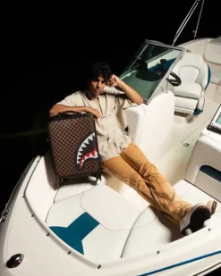 EXTERIOR GOLD ZIP POCKET SHARKS IN PARIS JETSETTER CARRY-ON LUGGAGE><noscript><img width=