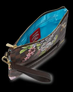 GARDEN OF SHARKS CROSSOVER CLUTCH><noscript><img width=