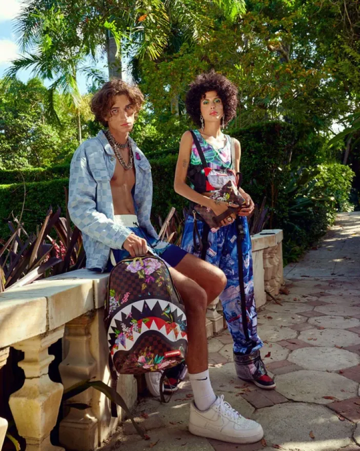 GARDEN OF SHARKS CROSSOVER CLUTCH>SPRAYGROUND Discount