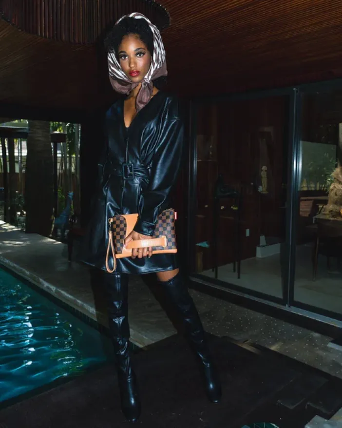 HENNY AIR TO THE THRONE CROSSOVER CLUTCH>SPRAYGROUND New