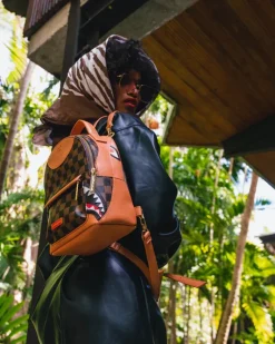 HENNY AIR TO THE THRONE QUATTRO BACKPACK><noscript><img width=