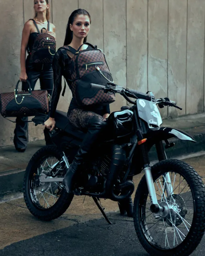HENNY LOCK SHARKS IN PARIS BACKPACK (DLXV)>SPRAYGROUND Online