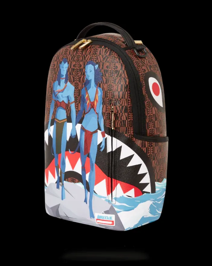 JAKE AND NEYTIRI SHARKS IN PANDORA>SPRAYGROUND