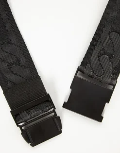 LAQUAN SMITH SCAMMER 3M SAVVY CROSSBODY><noscript><img width=