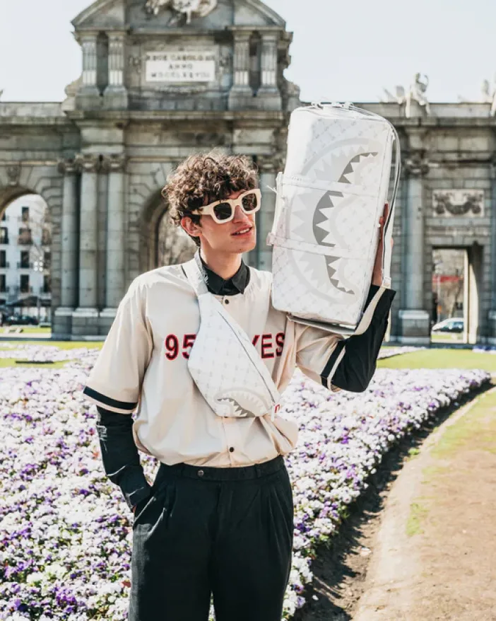 MONEYGRAM POWDER EMPEROR DUFFLE>SPRAYGROUND
