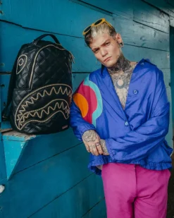 NOIR QUILT GOLD CHAIN SHARK BACKPACK (DLXV)><noscript><img width=
