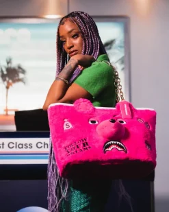 PLUSH MONEYBEAR TOTE (PINK)><noscript><img width=