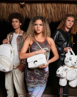 RIVIERA LE BLANC GOLD CHAIN SHARK HANDBAG><noscript><img width=