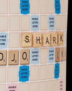 SCRABBLE SHARK BACKPACK (DLXV)><noscript><img width=