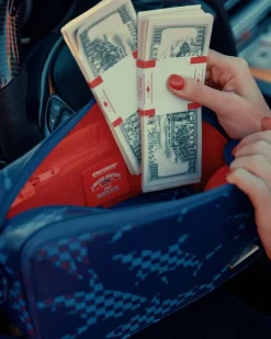SHARK CHECK (BLUE) TOILETRY><noscript><img width=