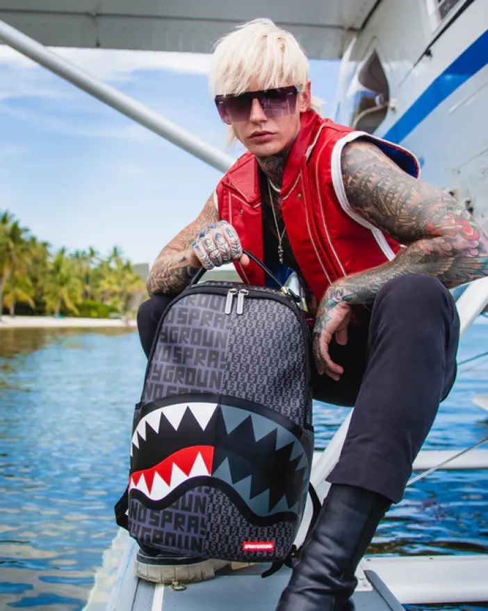 SHARKFINITY STEALTH PILOT BACKPACK (DLXV)>SPRAYGROUND Discount