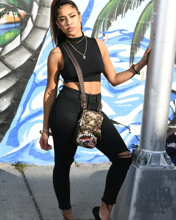 SHARKFLOWER CROSSBODY SLING>SPRAYGROUND Clearance