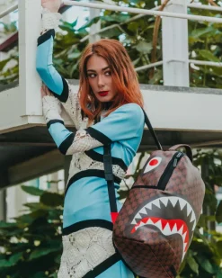 SHARKS AND SKULLS BACKPACK (DLXV)><noscript><img width=