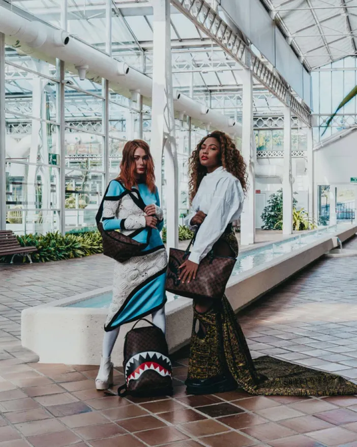 SHARKS AND SKULLS SAVVY CROSSBODY>SPRAYGROUND Clearance