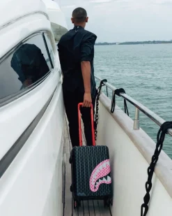 SHARKS IN CANDY CARRY-ON LUGGAGE><noscript><img width=