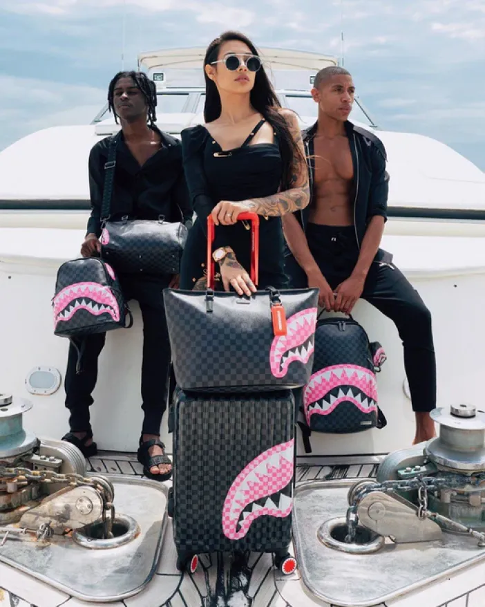 SHARKS IN CANDY CARRY-ON LUGGAGE>SPRAYGROUND