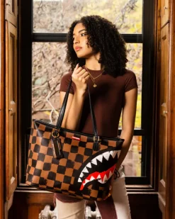 SHARKS IN PARIS VANQUISH TOTE><noscript><img width=