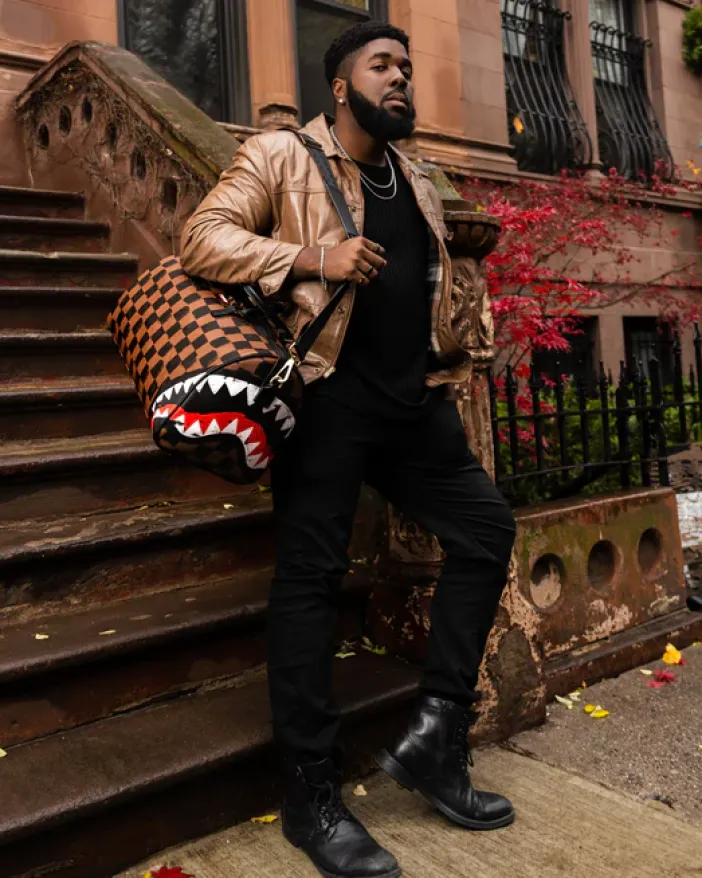 SHARKS IN PARIS VANQUISH DUFFLE>SPRAYGROUND