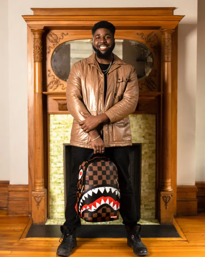 SHARKS IN PARIS VANQUISH BACKPACK (DLXV)>SPRAYGROUND Outlet