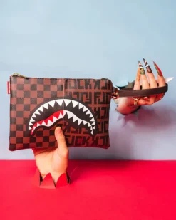 SPLIT THE CHECK CROSSOVER CLUTCH><noscript><img width=