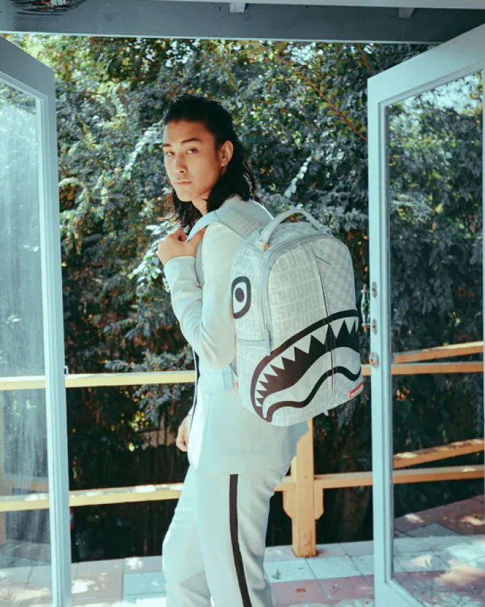 SPLIT THE CHECK (PEARL) BACKPACK (DLXV)>SPRAYGROUND