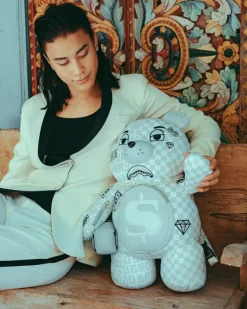 SPLIT THE CHECK (PEARL) MONEYBEAR TEDDYBEAR BACKPACK><noscript><img width=