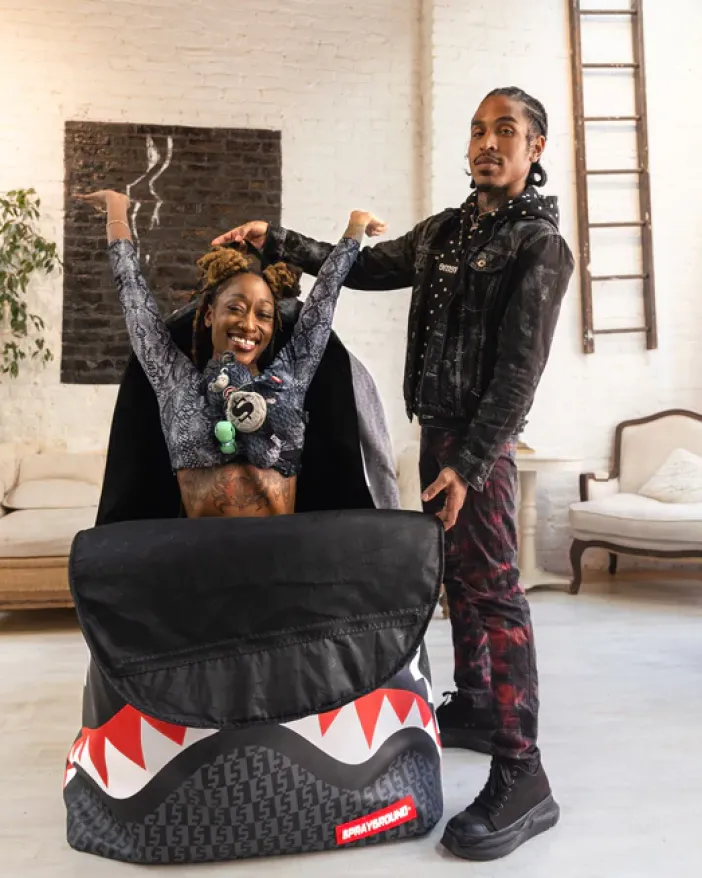 SPRAYGATTI REVV BIGGEST BACKPACK IN THE WORLD>SPRAYGROUND