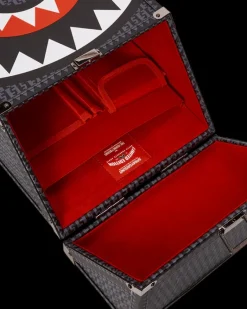 SPRAYGATTI REVV CHATURANGA SHARK 1900 BACKPACK><noscript><img width=