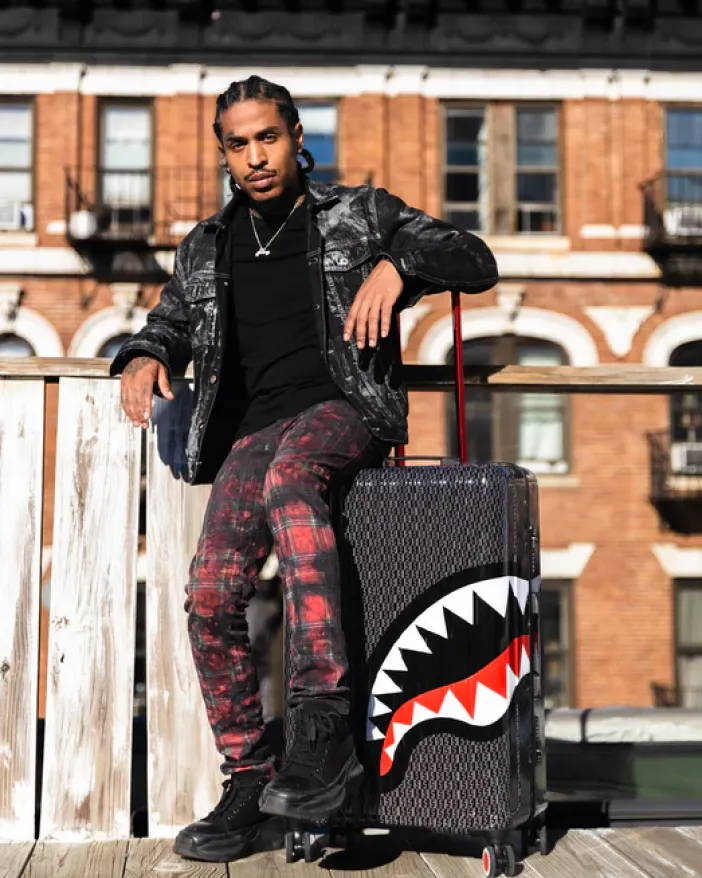 SPRAYGATTI REVV SHARKNAUTICS HARDSHELL FULL-SIZE LUGGAGE>SPRAYGROUND Hot