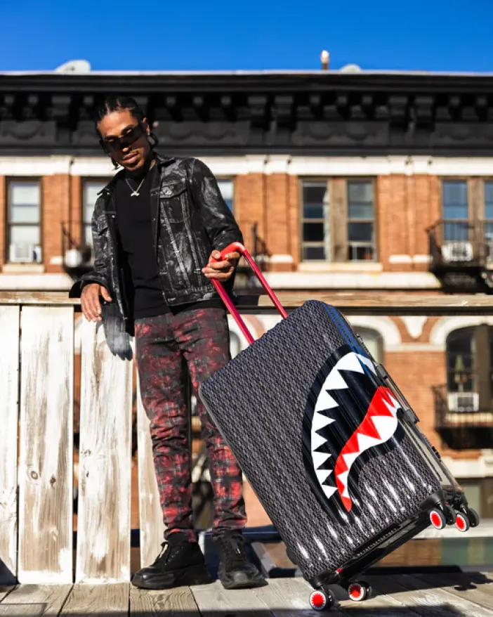 SPRAYGATTI REVV SHARKNAUTICS HARDSHELL FULL-SIZE LUGGAGE>SPRAYGROUND Hot