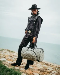 THE GETAWAY DUFFLE><noscript><img width=
