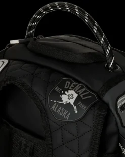 THE GLOBAL EXPEDITION NIGHTZONE BACKPACK><noscript><img width=