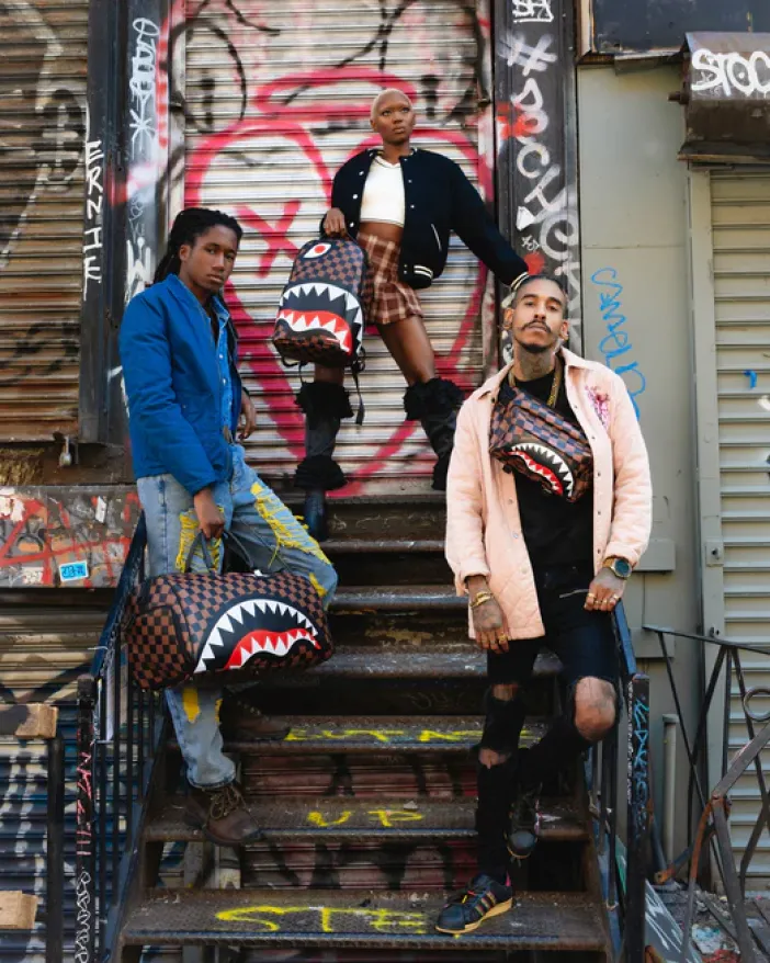 THE HANGOVER SHARK CARGO CROSSBODY>SPRAYGROUND