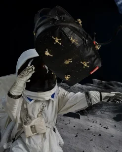 THE LOST IN SPACE BACKPACK (10 3D GOLD METAL ASTRONAUTS)><noscript><img width=