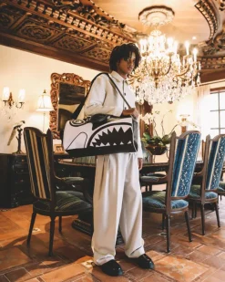 V.V.I.P. DUFFLE><noscript><img width=