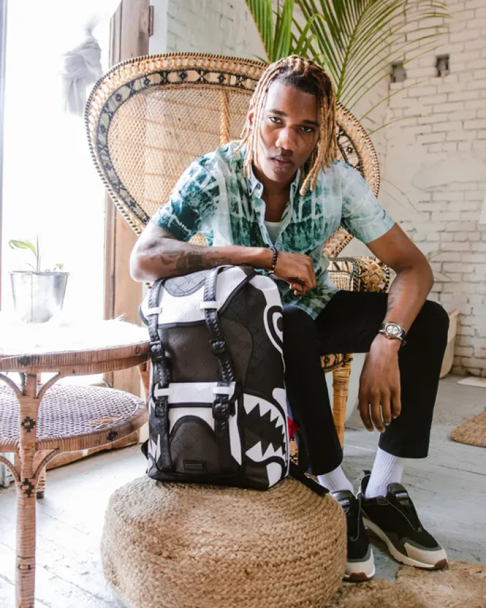 V.V.I.P. HILLS>SPRAYGROUND Sale